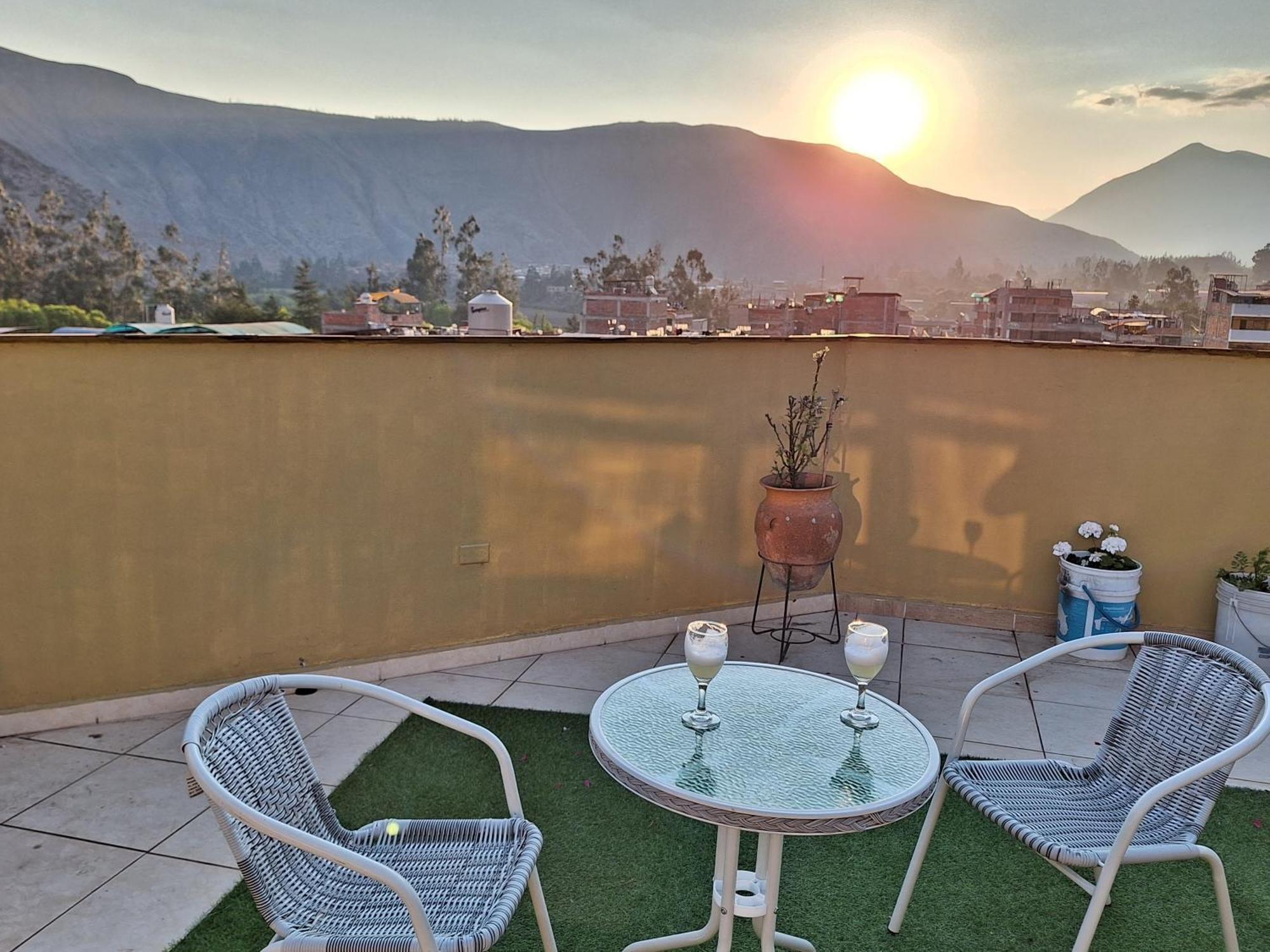 Chaska Valle Inn อูรูบัมบา ภายนอก รูปภาพ