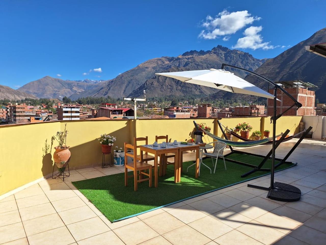 Chaska Valle Inn อูรูบัมบา ภายนอก รูปภาพ