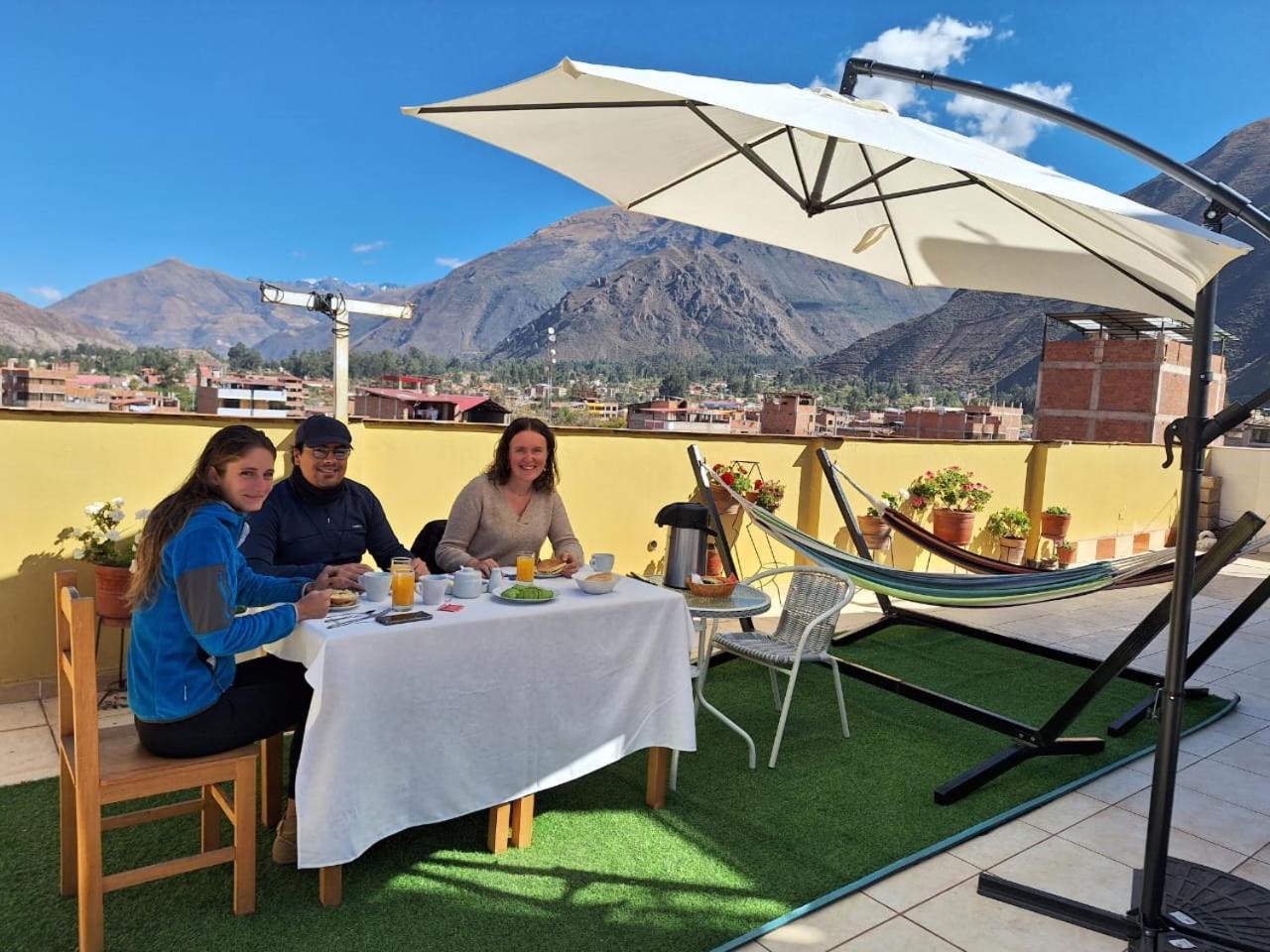 Chaska Valle Inn อูรูบัมบา ภายนอก รูปภาพ
